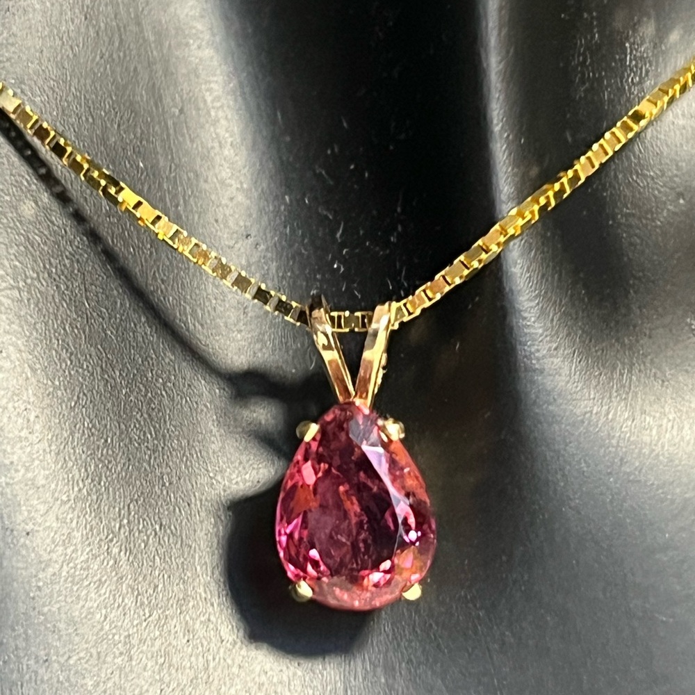 14k Yellow Gold Pendant Necklace with Genuine Pink Tourmaline